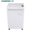 三木（SUNWOOD）CM105D 碎紙機(jī) 120分鐘連續(xù)碎紙 單次入紙18張 65升紙箱容量 德國四級保密 碎狀3.8x30mm條狀 一年保修
